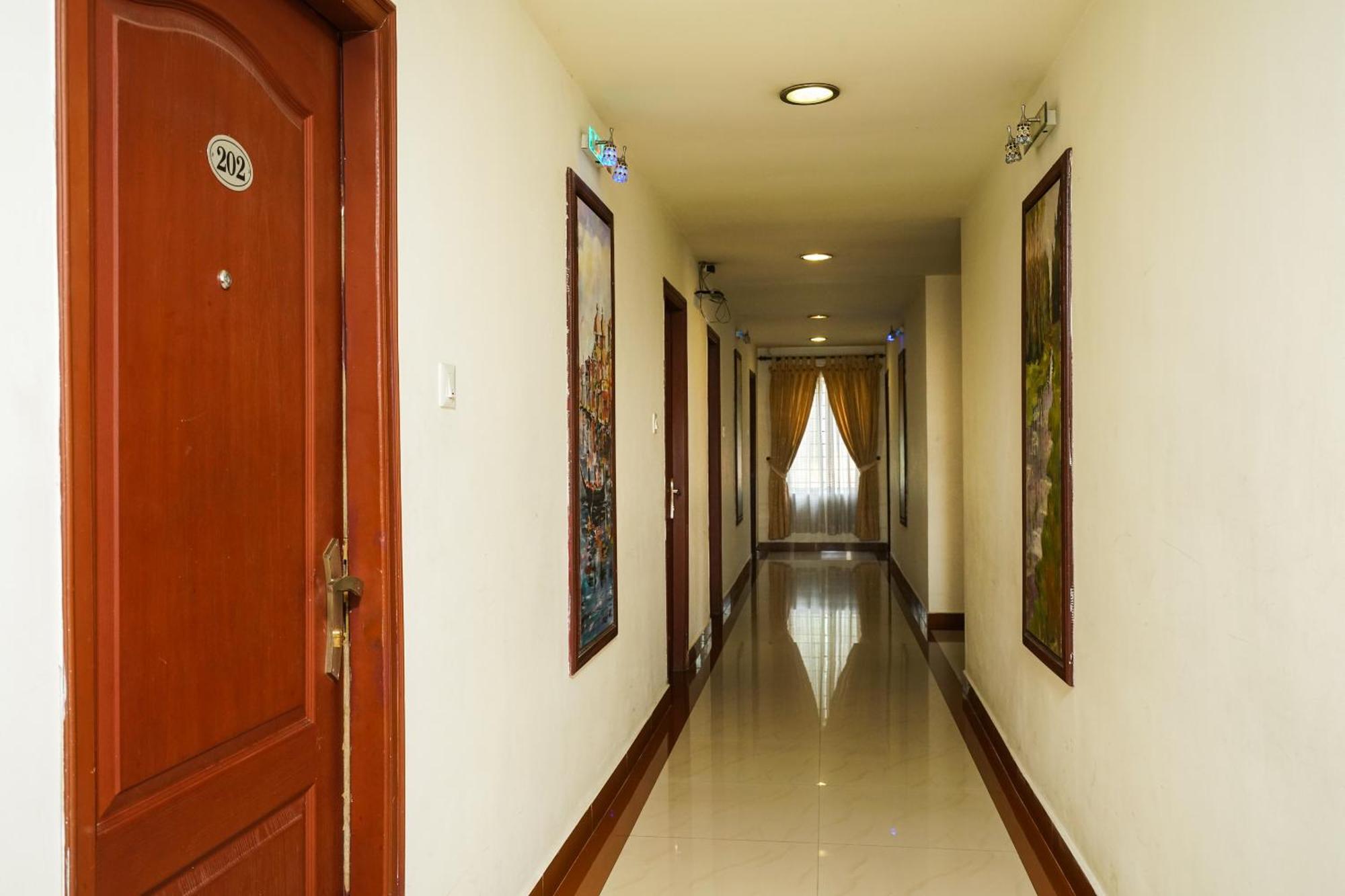 Mgs Residency Hotel Kallar Vattiyar Exterior photo